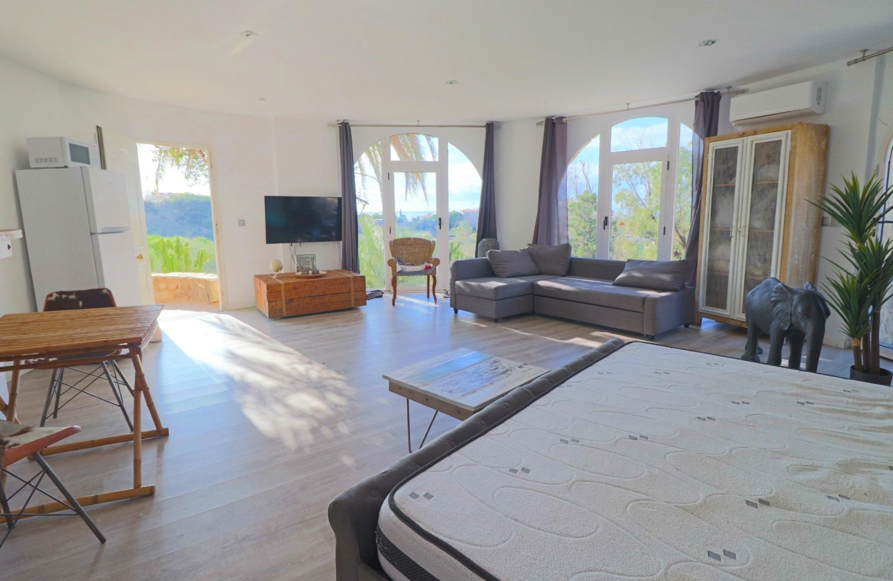 Resale - Villa - El Campello - Coveta Fuma