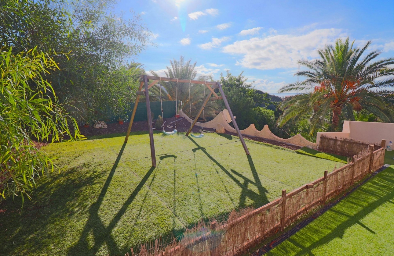 Resale - Villa - El Campello - Coveta Fuma