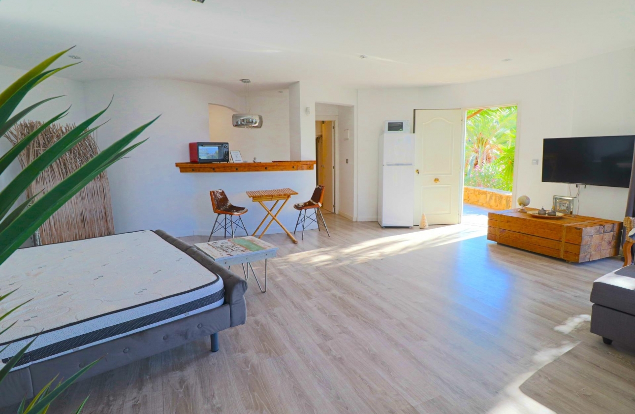 Resale - Villa - El Campello - Coveta Fuma