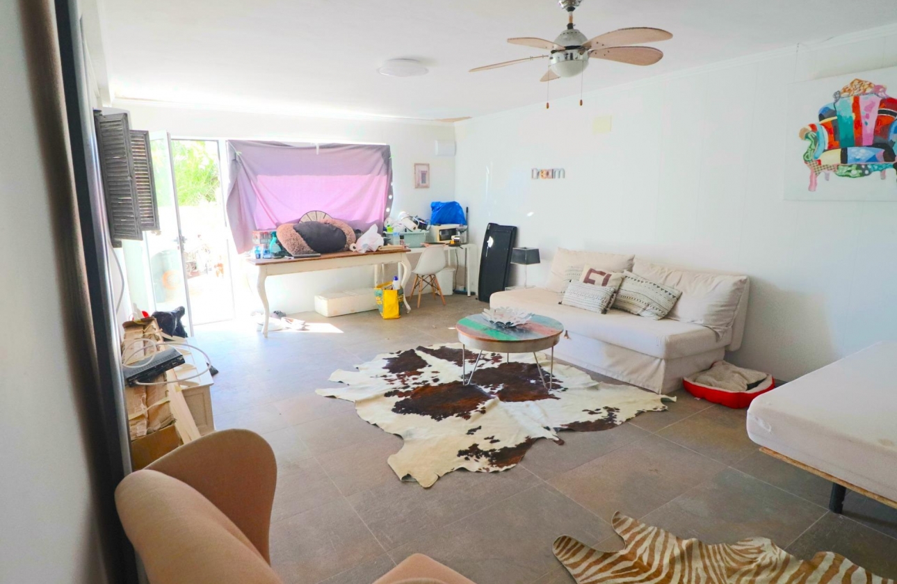 Resale - Villa - El Campello - Coveta Fuma