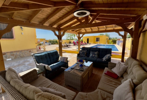 Resale - Finca / Country Property - Orihuela Costa - Orihuela