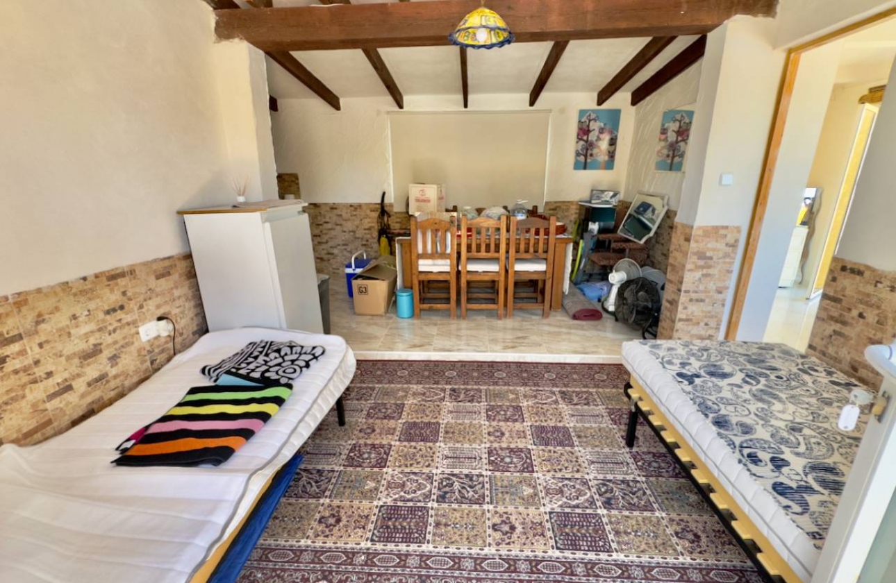 Resale - Finca / Country Property - Orihuela Costa - Orihuela