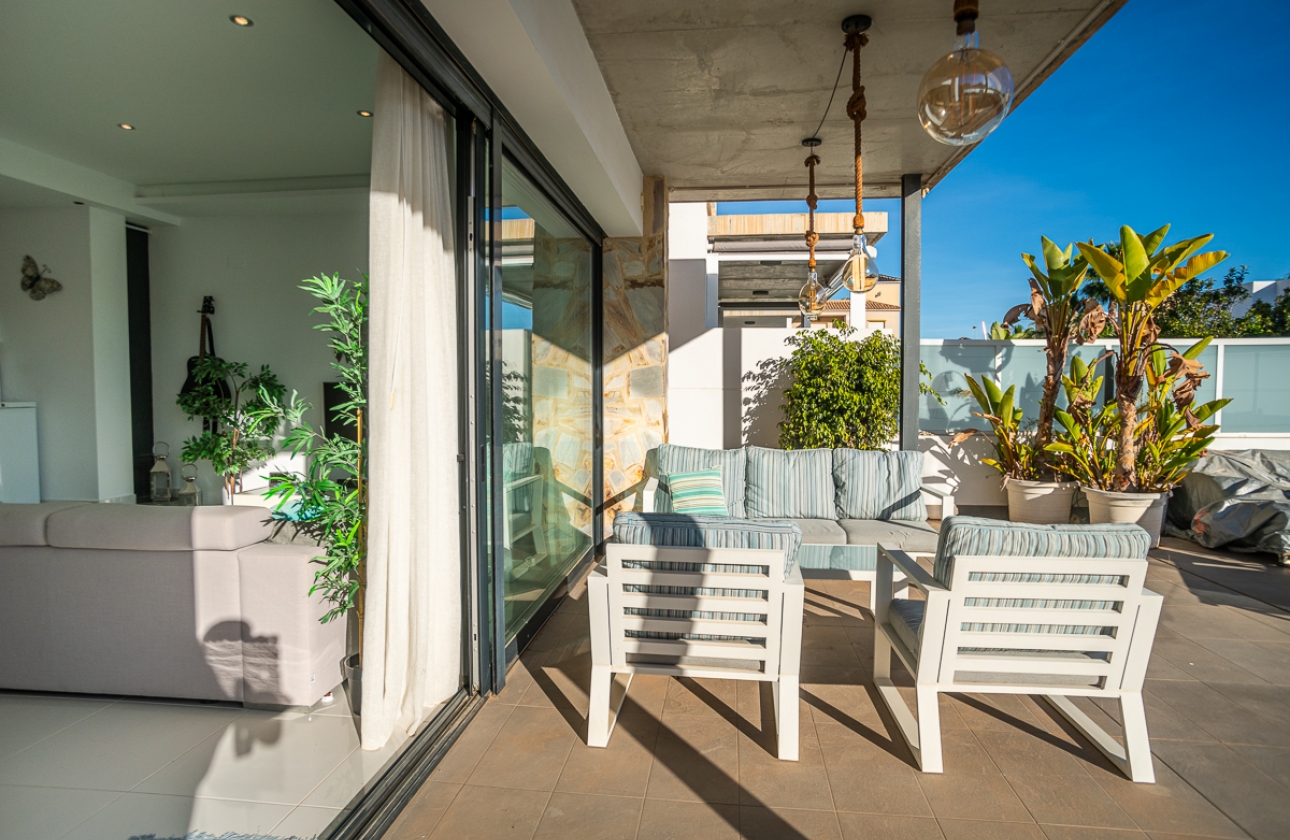 Resale - Villa - Orihuela Costa - Lomas De Cabo Roig