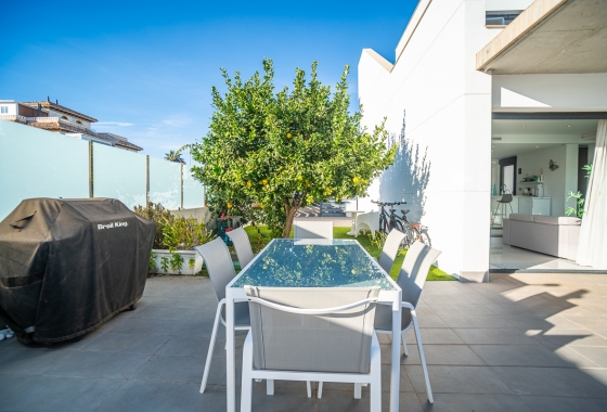 Resale - Villa - Orihuela Costa - Lomas De Cabo Roig