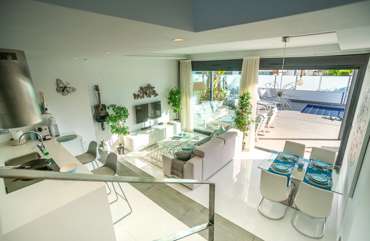 Resale - Villa - Orihuela Costa - Lomas De Cabo Roig