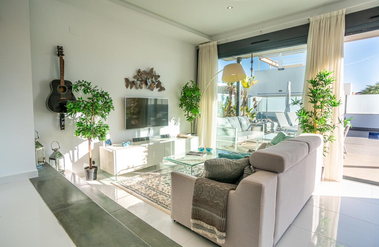 Resale - Villa - Orihuela Costa - Lomas De Cabo Roig