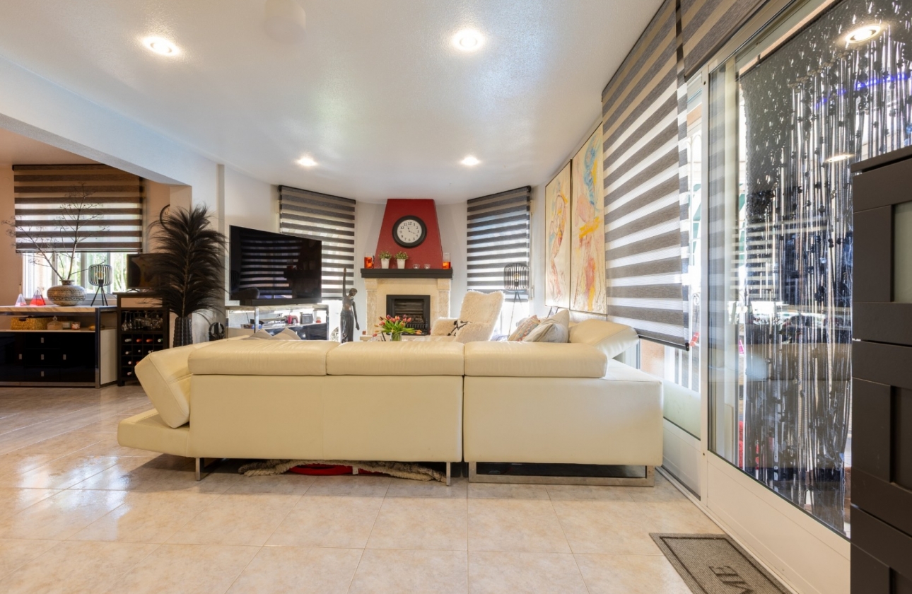 Resale - Villa - Benijofar