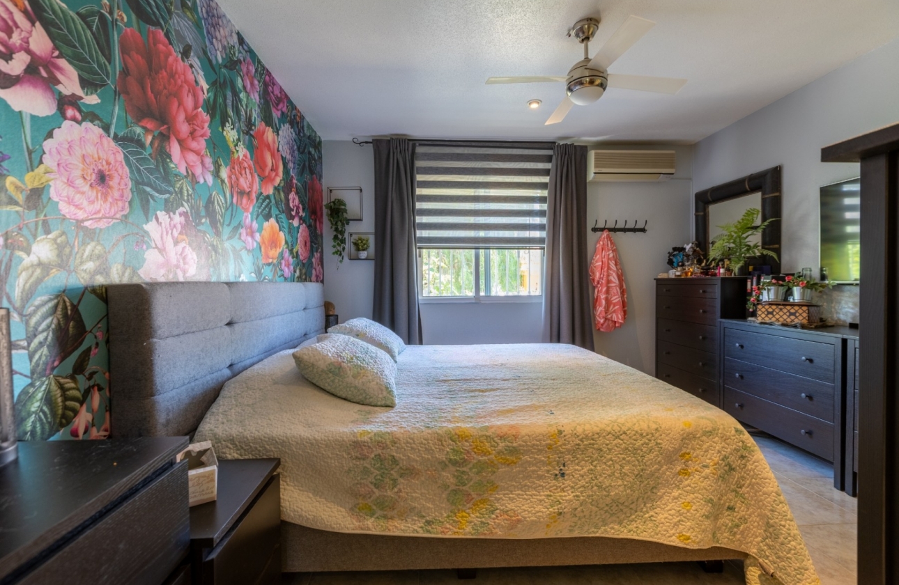 Resale - Villa - Benijofar