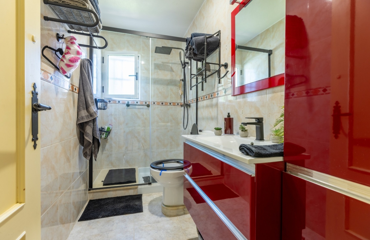 Resale - Villa - Benijofar