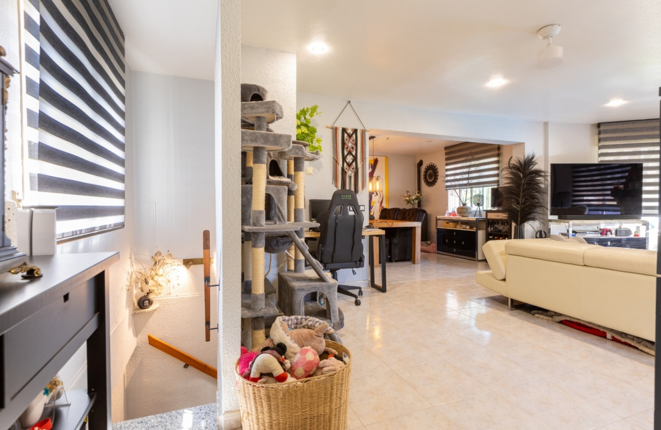 Resale - Villa - Benijofar