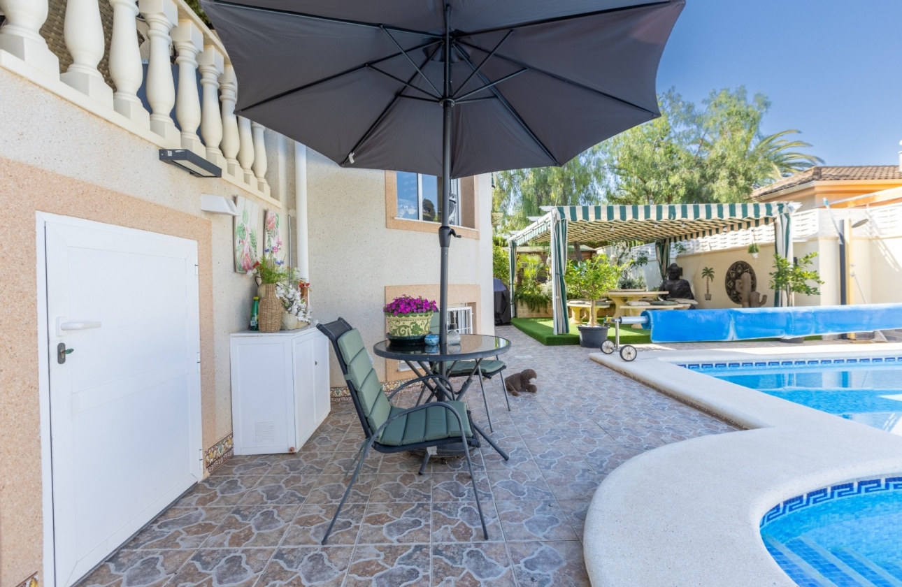 Resale - Villa - Benijofar