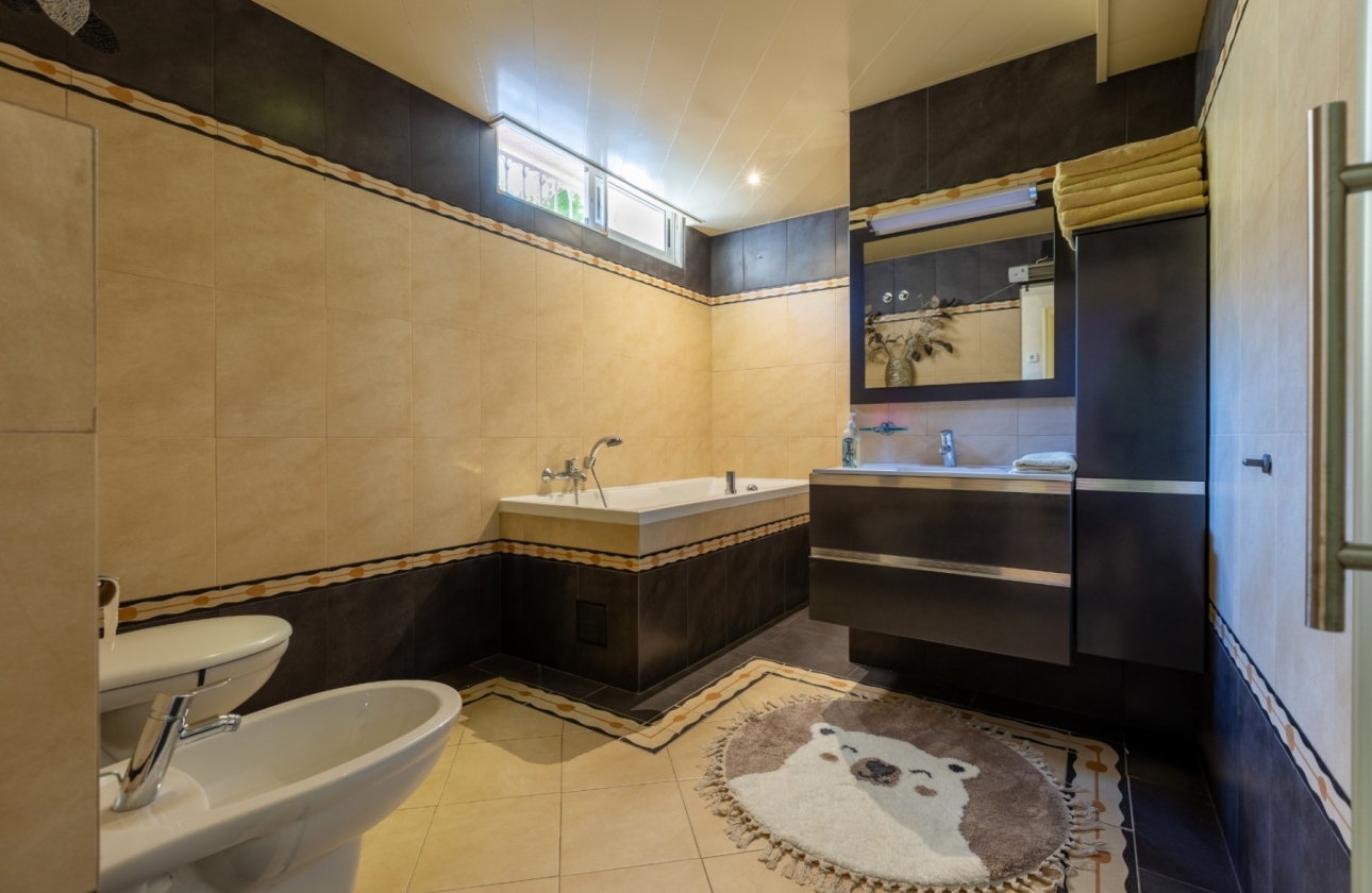 Resale - Villa - Benijofar