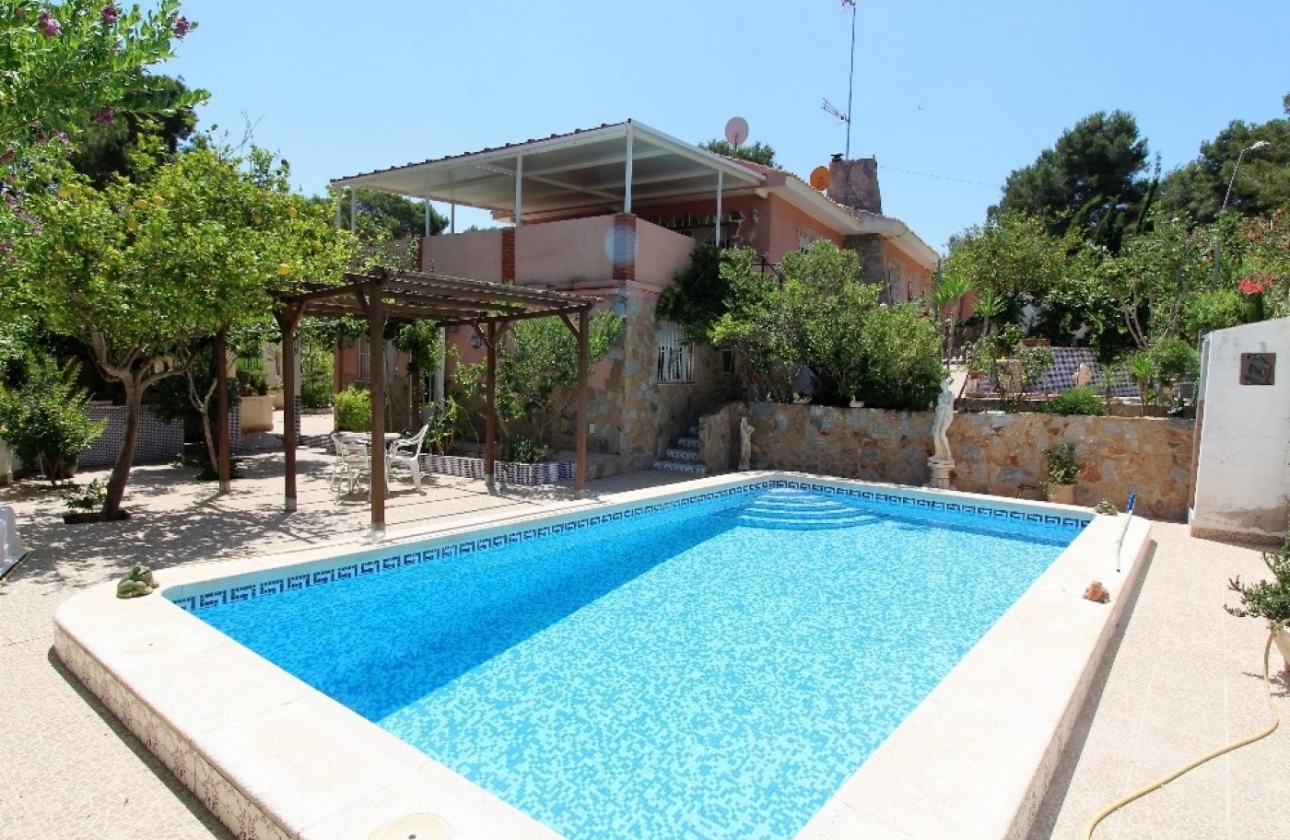 Resale - Villa - Torrevieja - Los Balcones