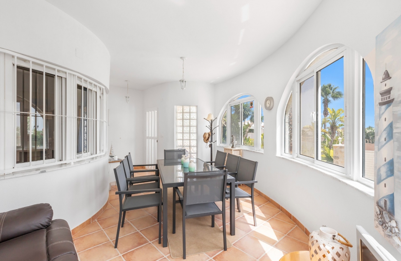 Resale - Villa - San Fulgencio - La Marina