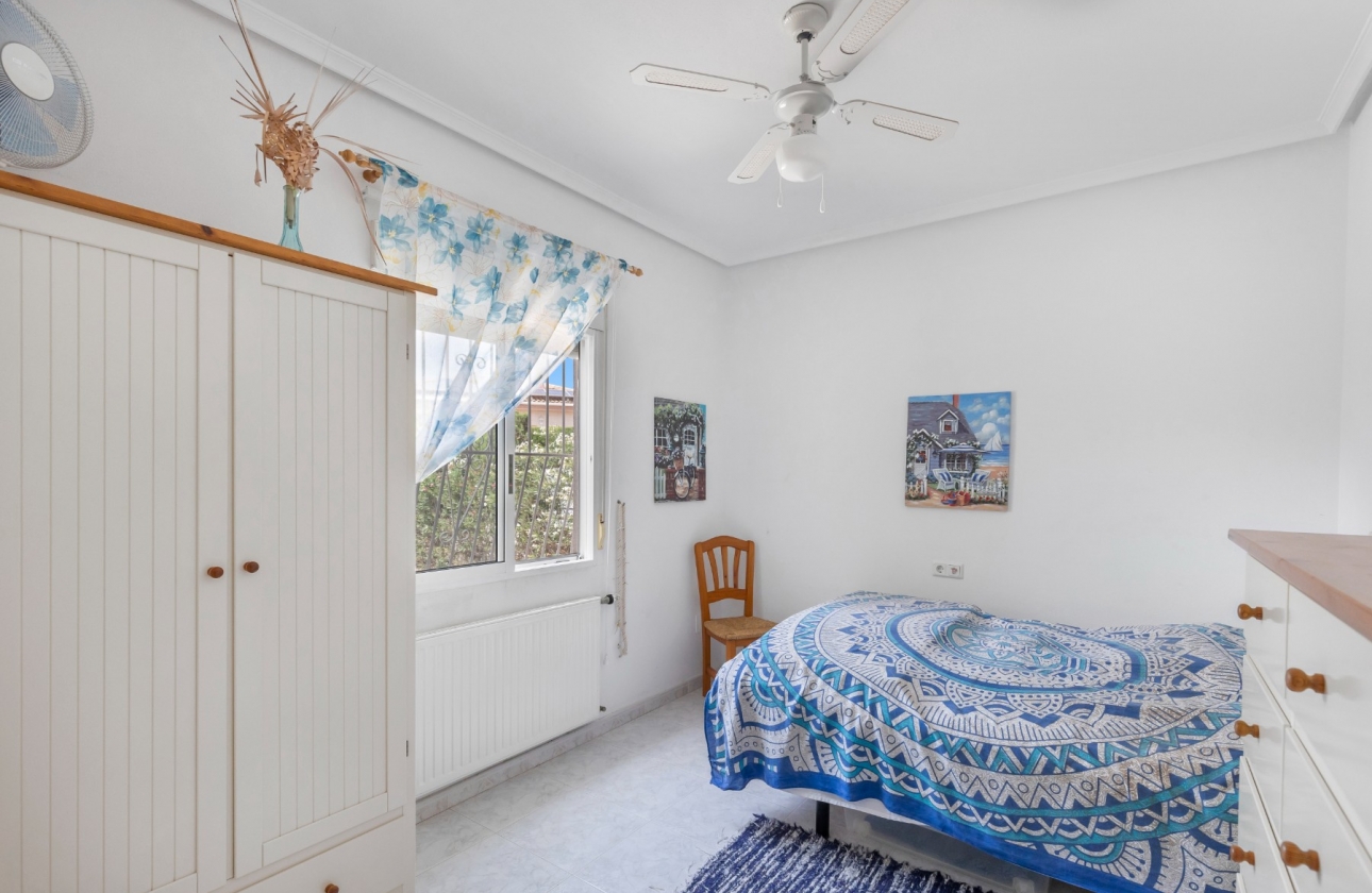 Resale - Villa - San Fulgencio - La Marina