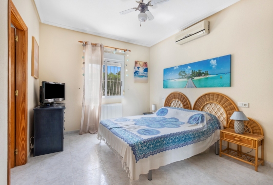 Resale - Villa - San Fulgencio - La Marina