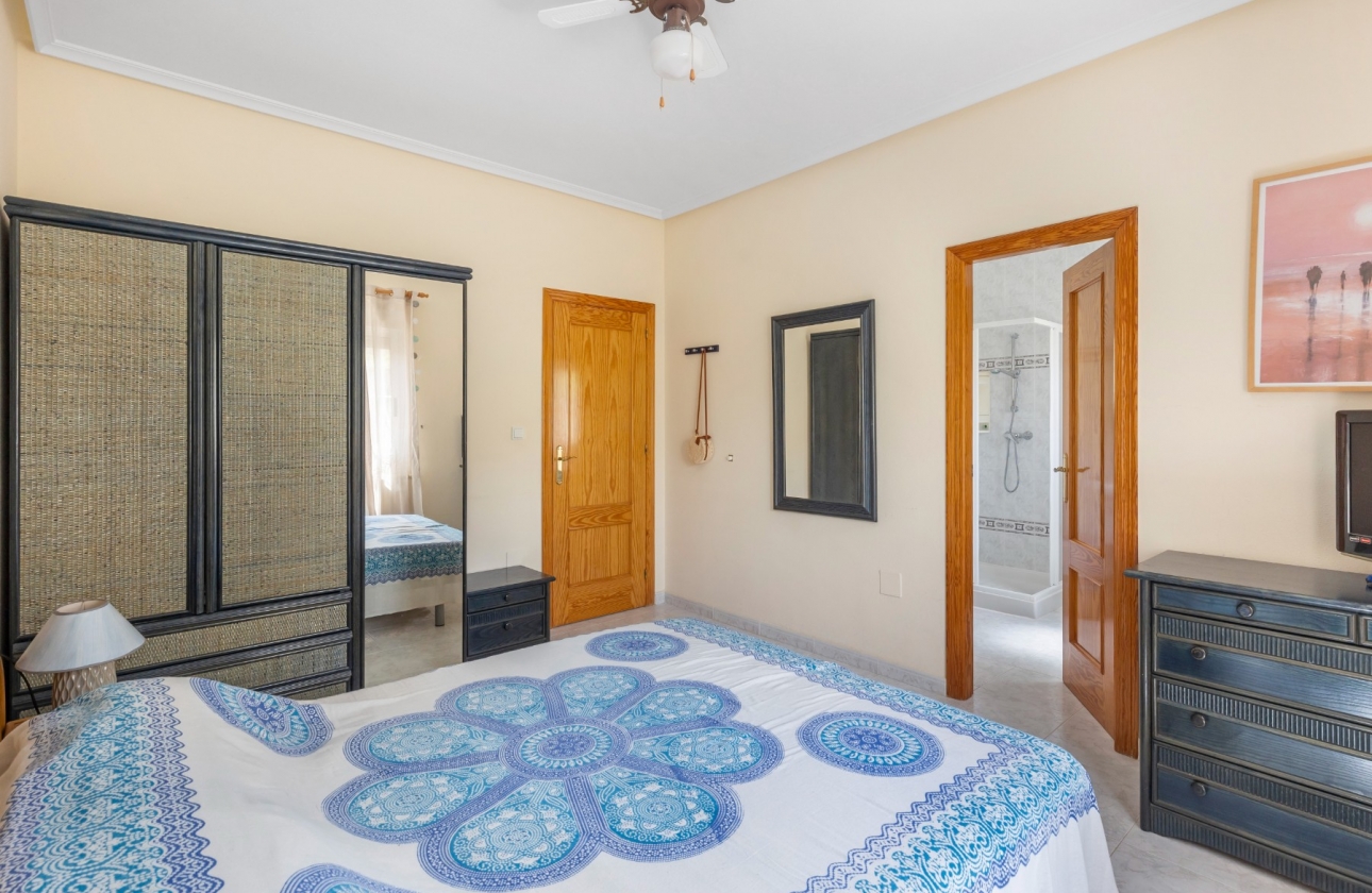 Resale - Villa - San Fulgencio - La Marina