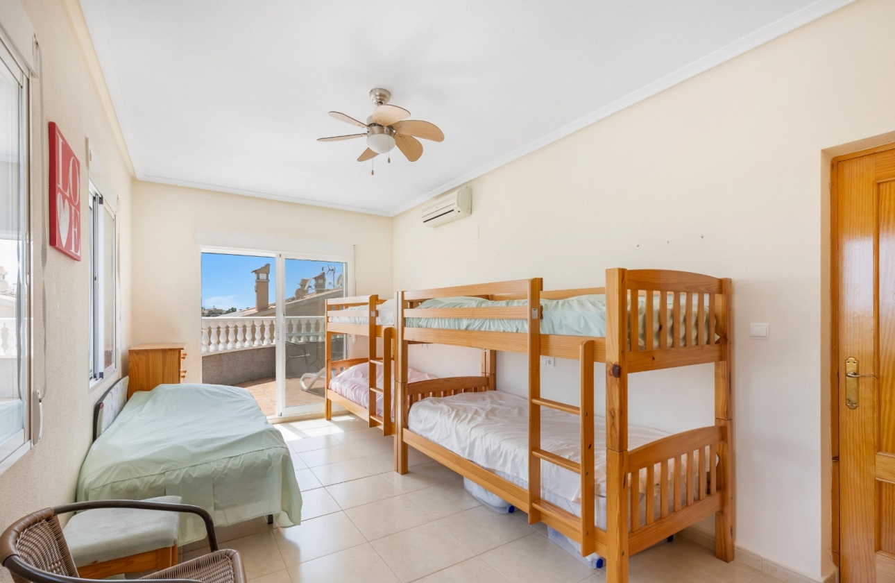 Resale - Villa - San Fulgencio - La Marina