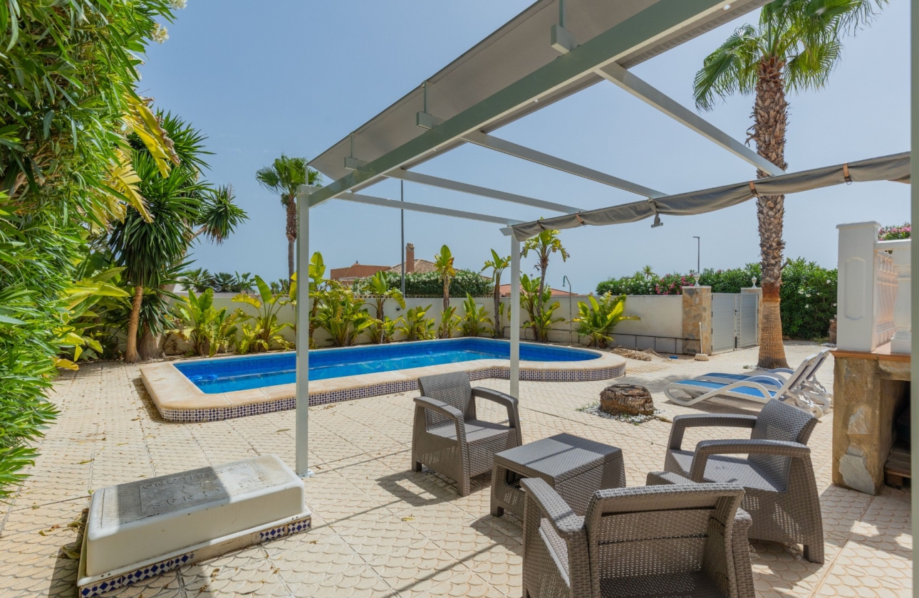 Resale - Villa - San Fulgencio - La Marina