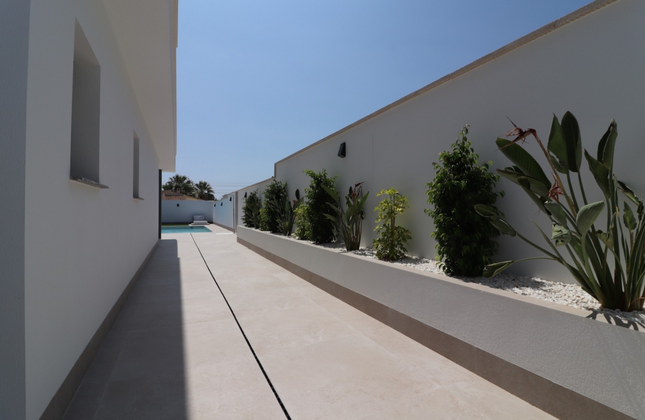 Resale - Villa - Ciudad Quesada