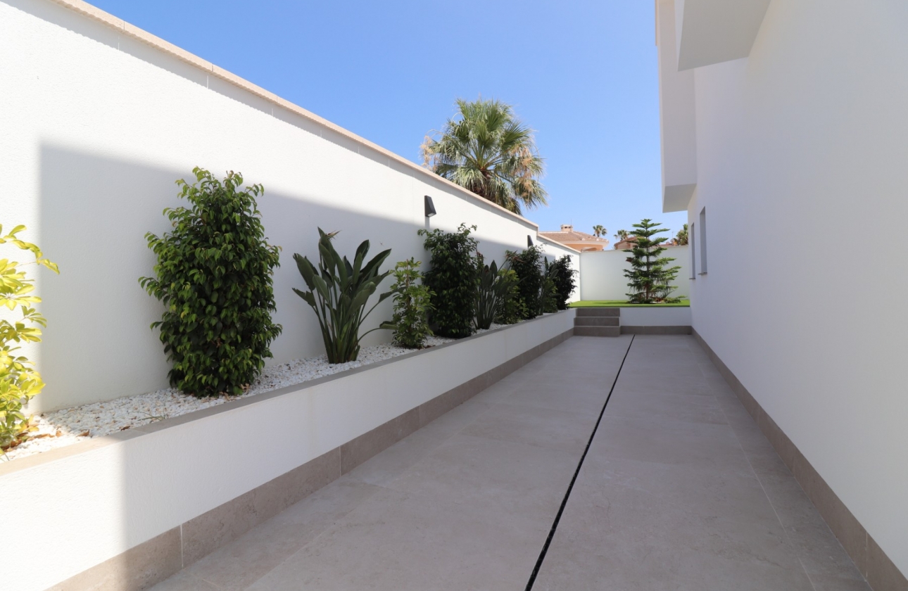 Resale - Villa - Ciudad Quesada