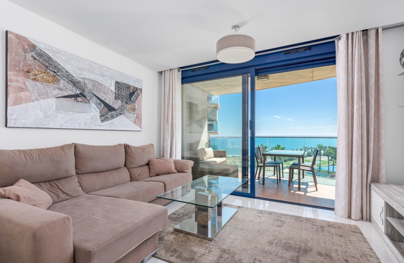 Resale - Apartment / flat - Orihuela Costa - Punta Prima