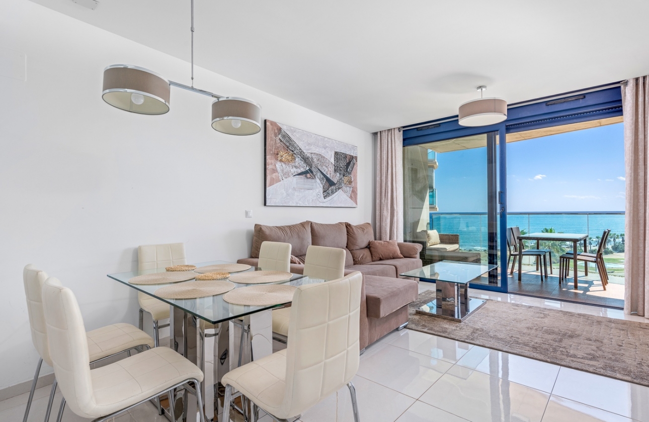 Resale - Apartment / flat - Orihuela Costa - Punta Prima