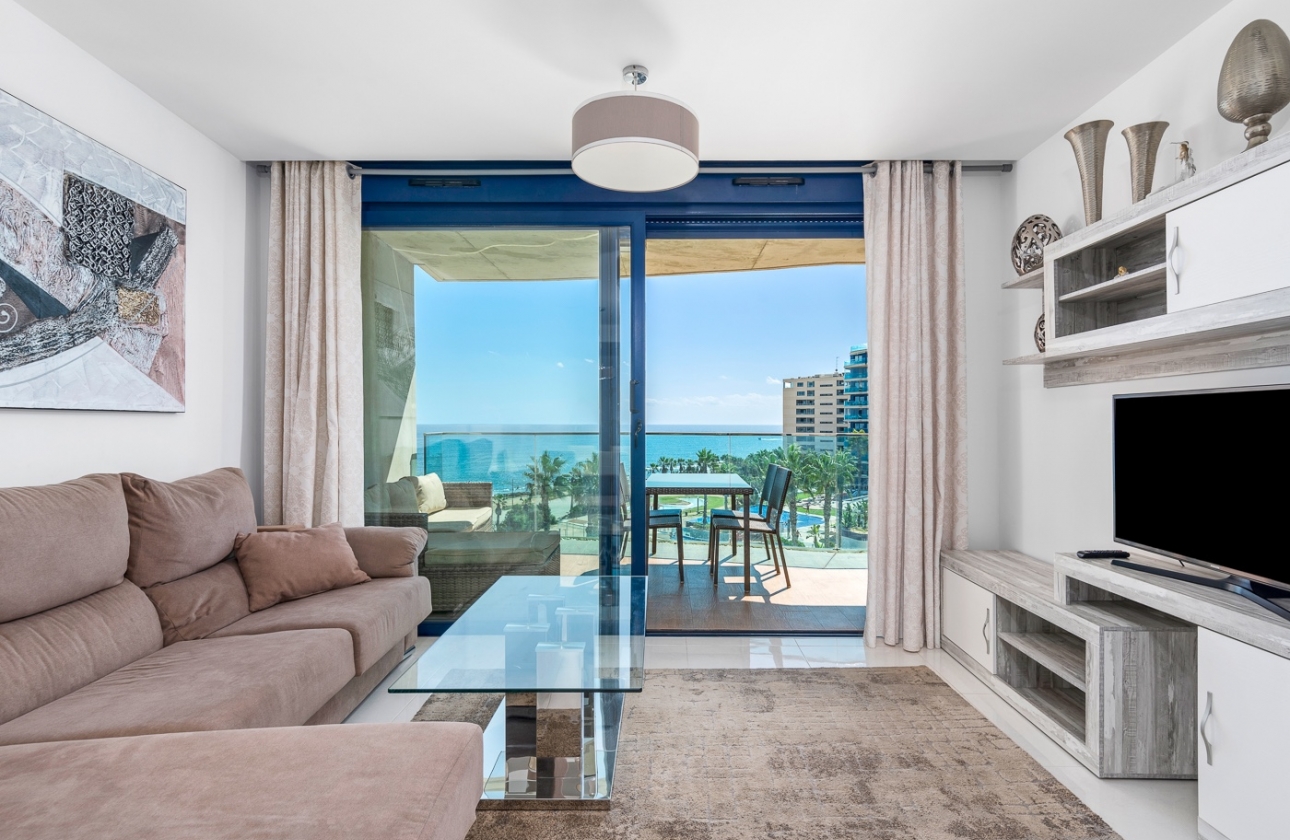 Resale - Apartment / flat - Orihuela Costa - Punta Prima