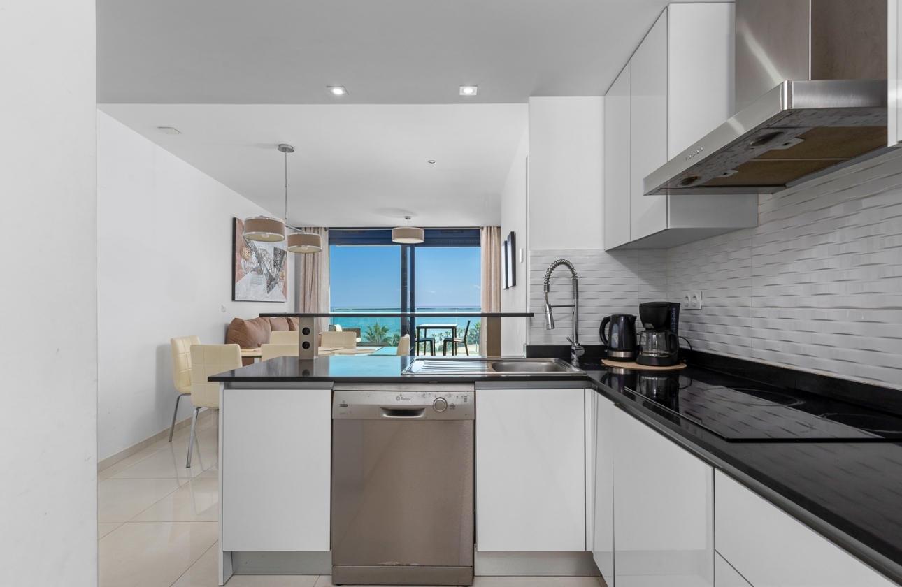 Resale - Apartment / flat - Orihuela Costa - Punta Prima