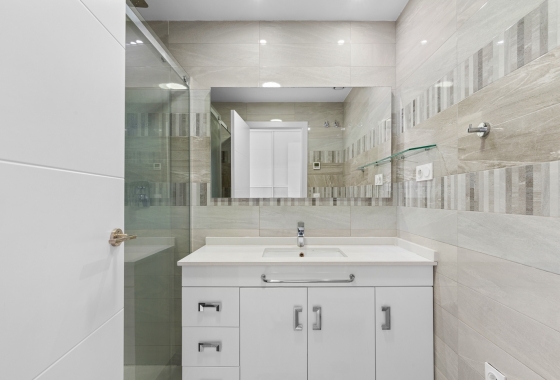 Resale - Apartment / flat - Orihuela Costa - Punta Prima