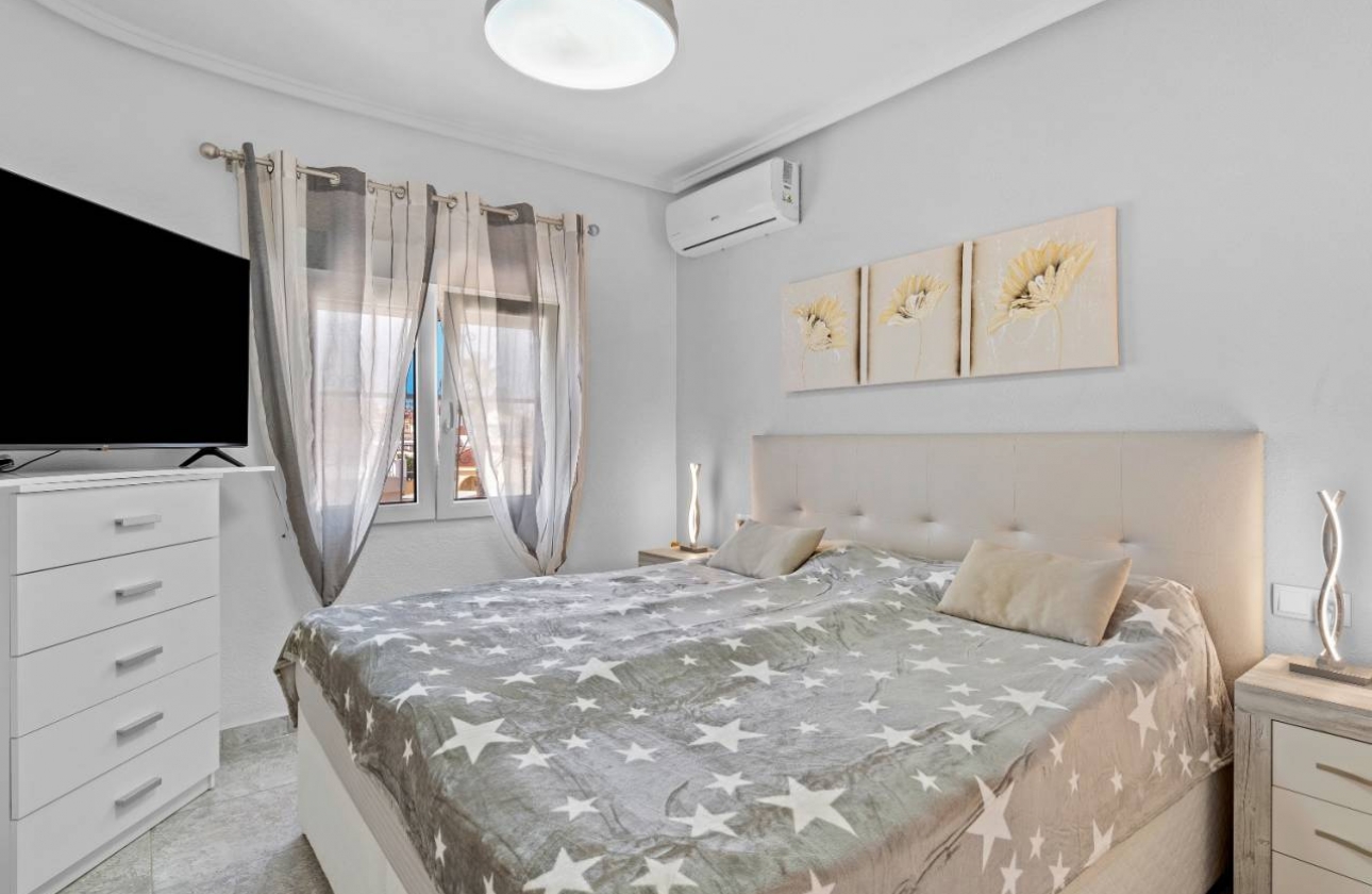 Resale - Villa - Ciudad Quesada