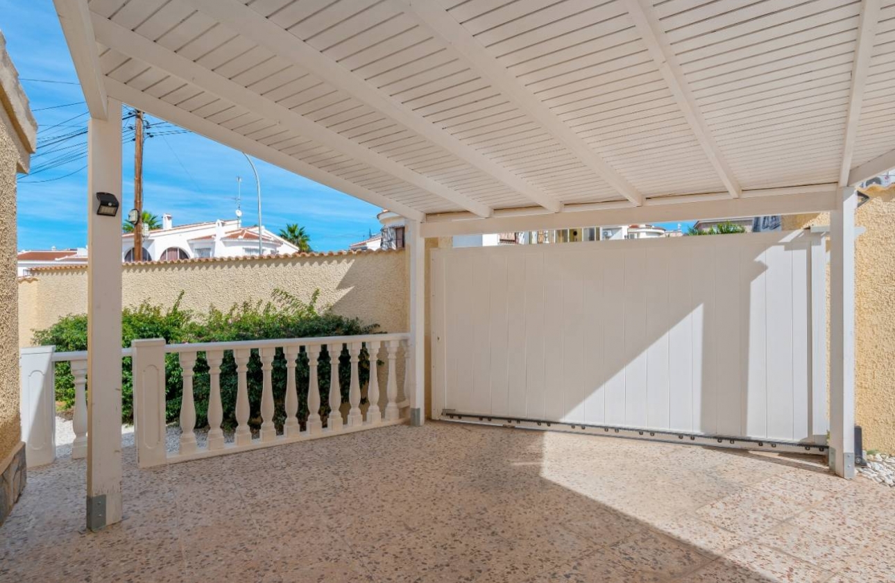Resale - Villa - Ciudad Quesada