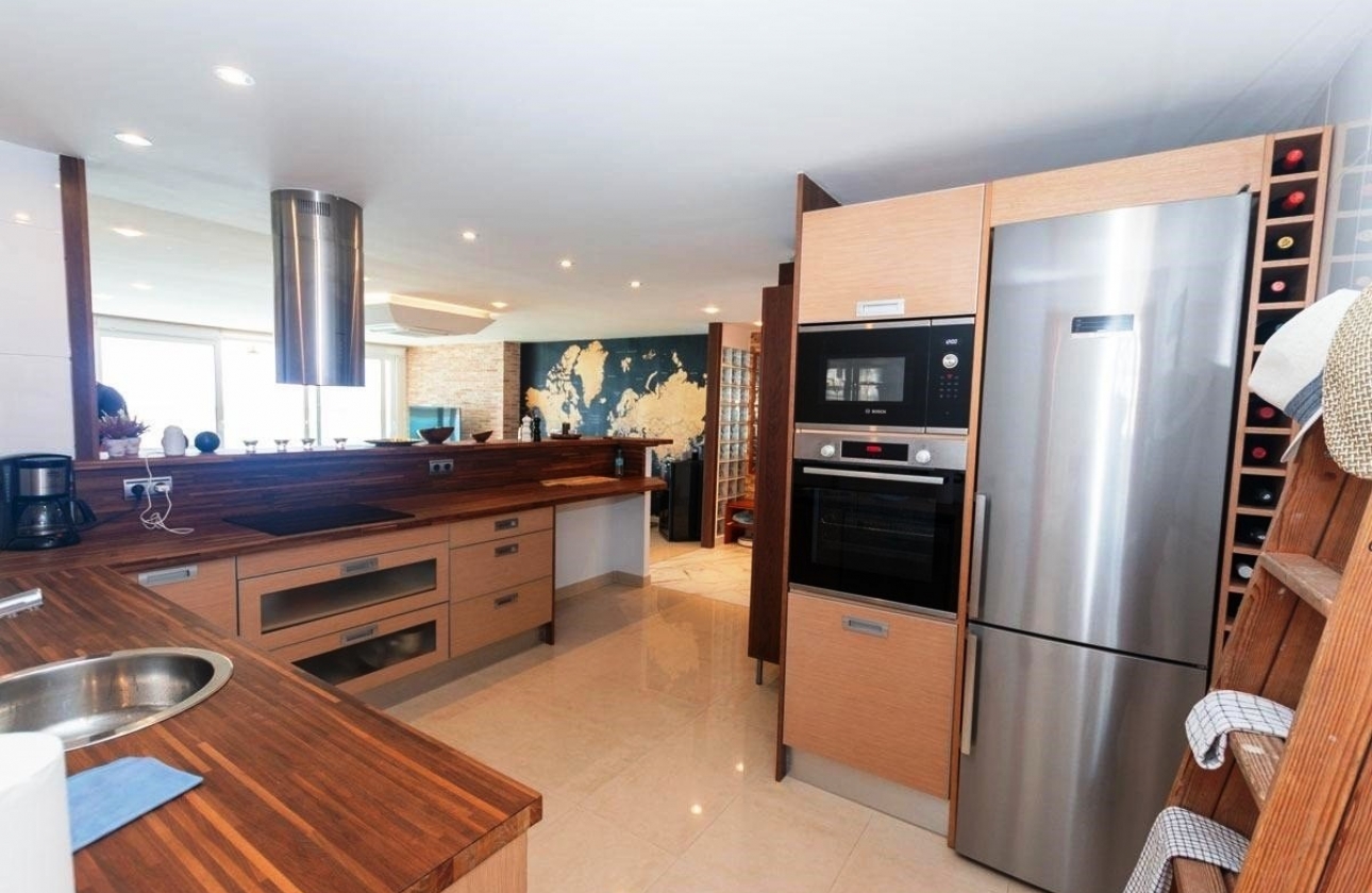 Resale - Apartment / flat - Torrevieja - Playa del Cura