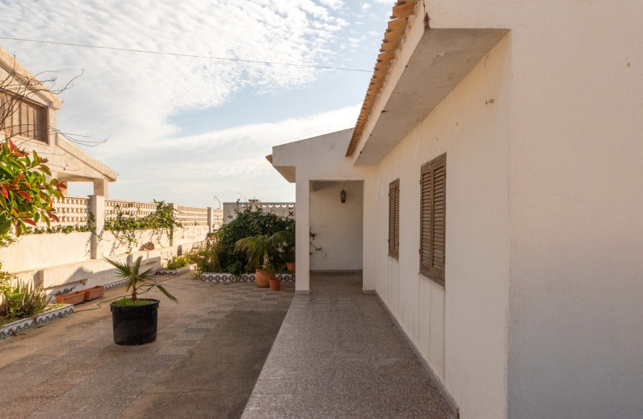 Resale - Villa - Guardamar del Segura