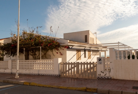 Resale - Villa - Guardamar del Segura
