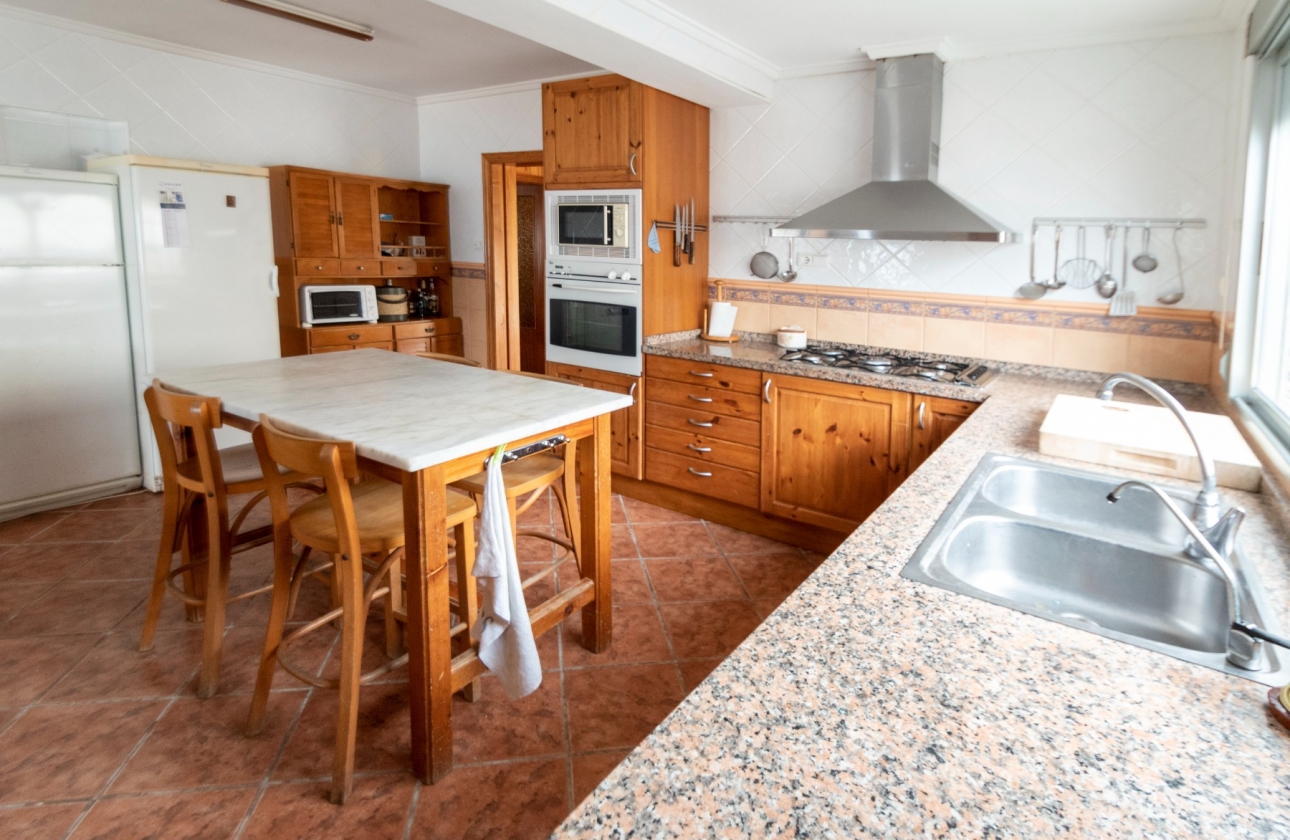 Resale - Villa - Guardamar del Segura