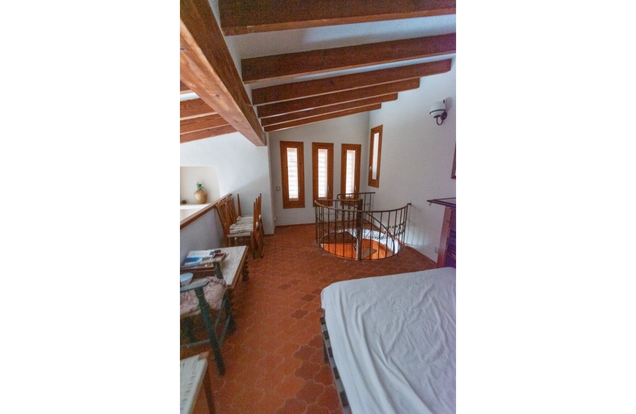 Resale - Villa - Guardamar del Segura