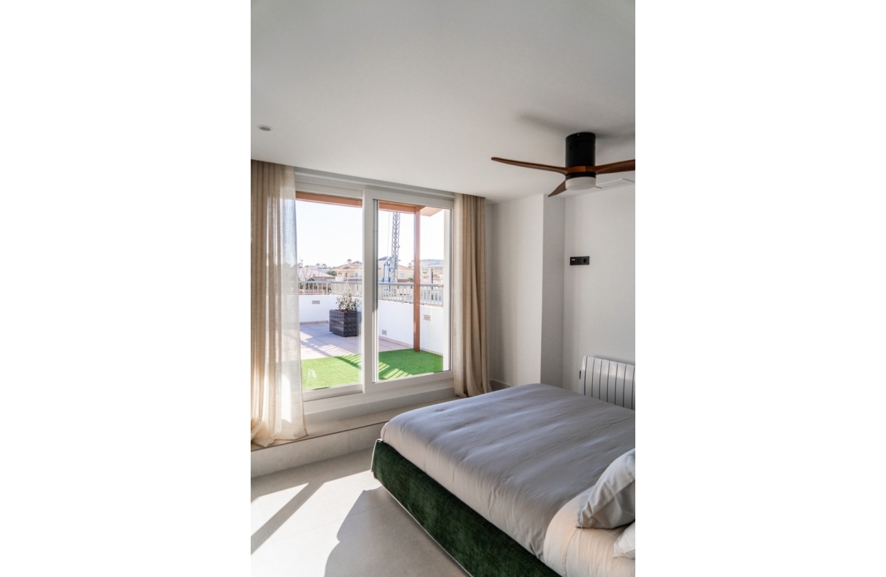 Resale - Apartment / flat - Orihuela Costa - La Zenia