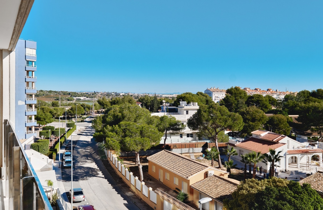 Resale - Apartment / flat - Orihuela Costa - Dehesa de campoamor
