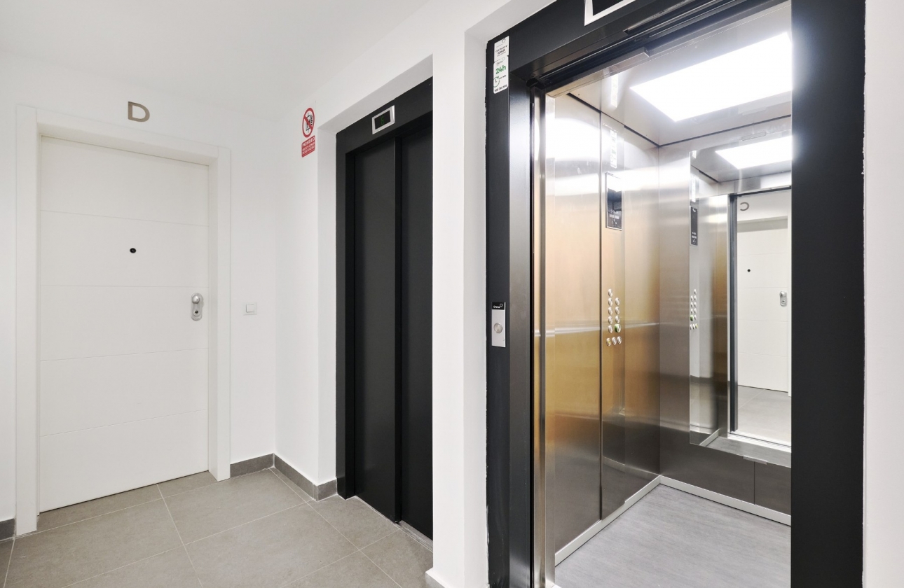 Resale - Apartment / flat - Orihuela Costa - Dehesa de campoamor