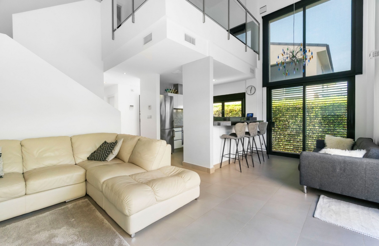 Resale - Villa - Villamartin - Los Dolses