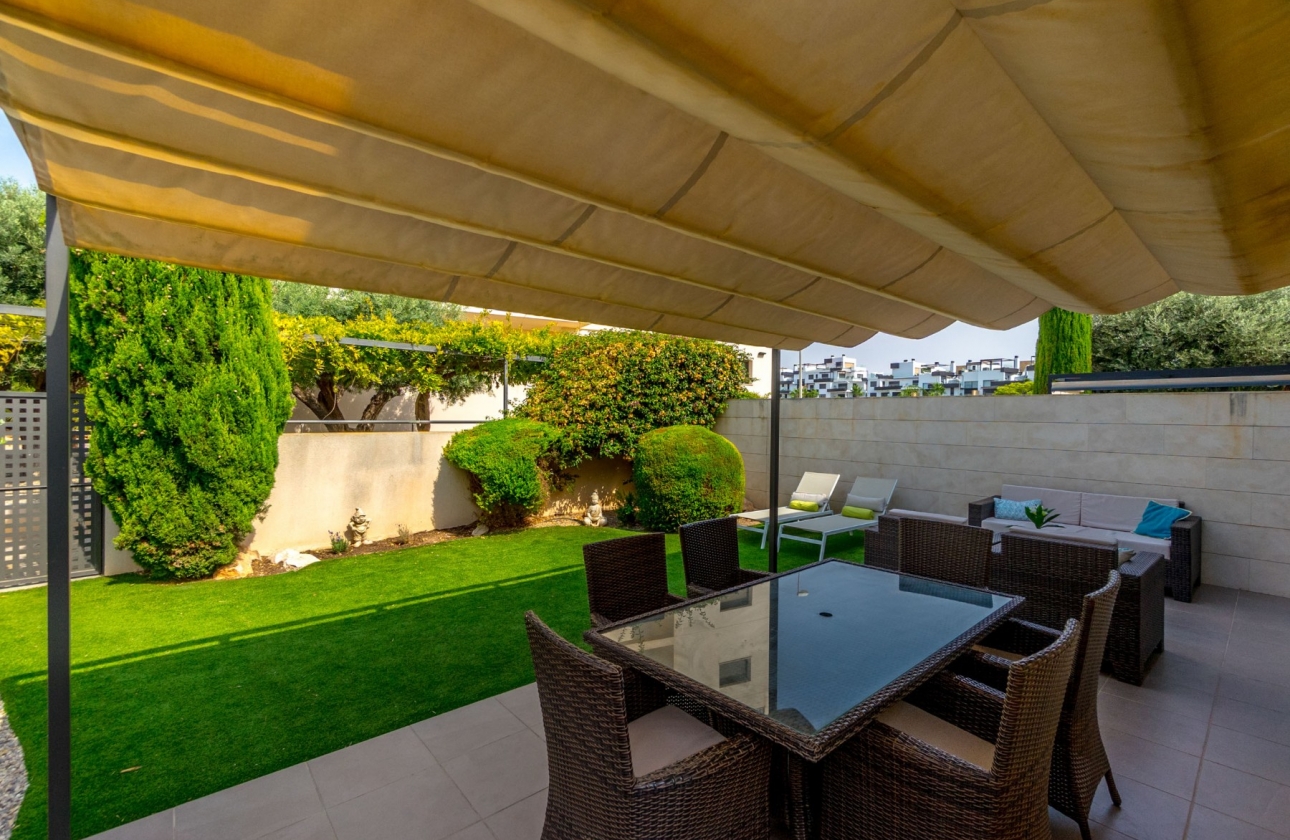 Resale - Villa - Villamartin - Los Dolses