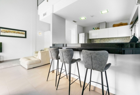 Resale - Villa - Villamartin - Los Dolses