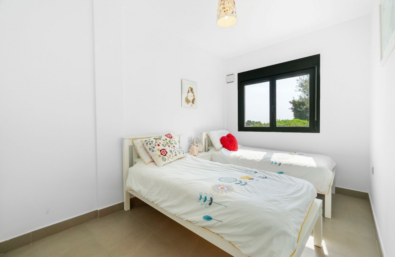 Resale - Villa - Villamartin - Los Dolses