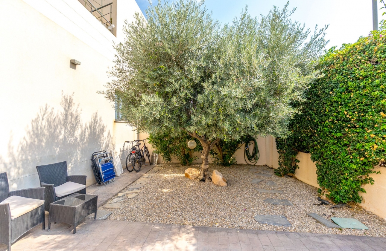 Resale - Villa - Villamartin - Los Dolses