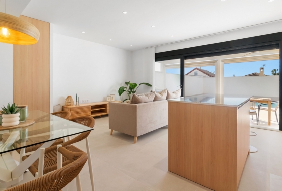 Resale - Villa - Torrevieja - El Chaparral