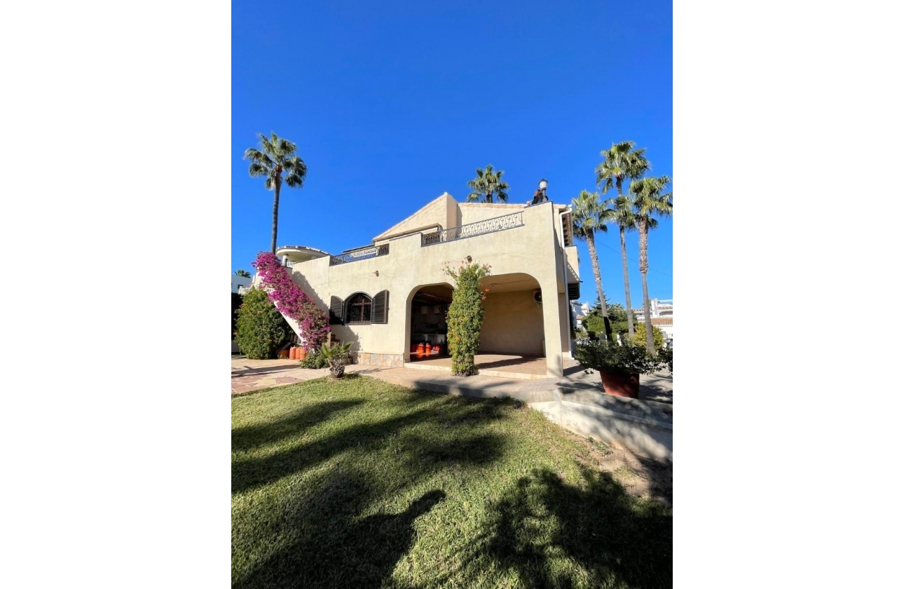 Revente - Villa - Villamartin