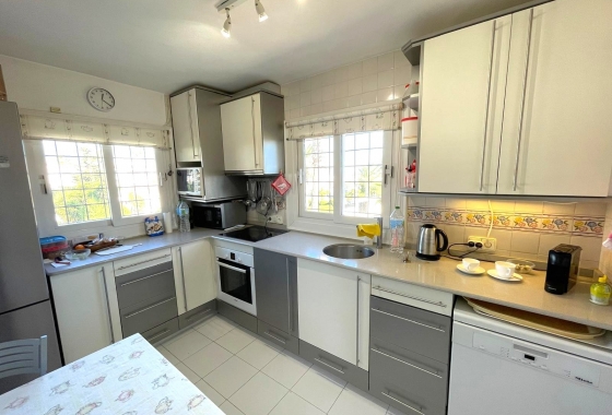 Revente - Villa - Villamartin