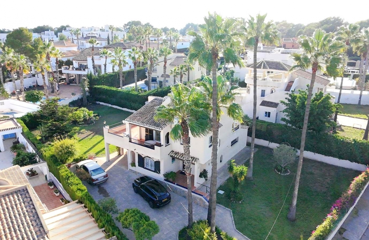 Revente - Villa - Villamartin