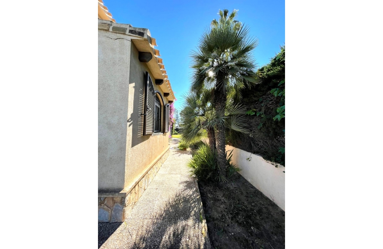 Revente - Villa - Villamartin